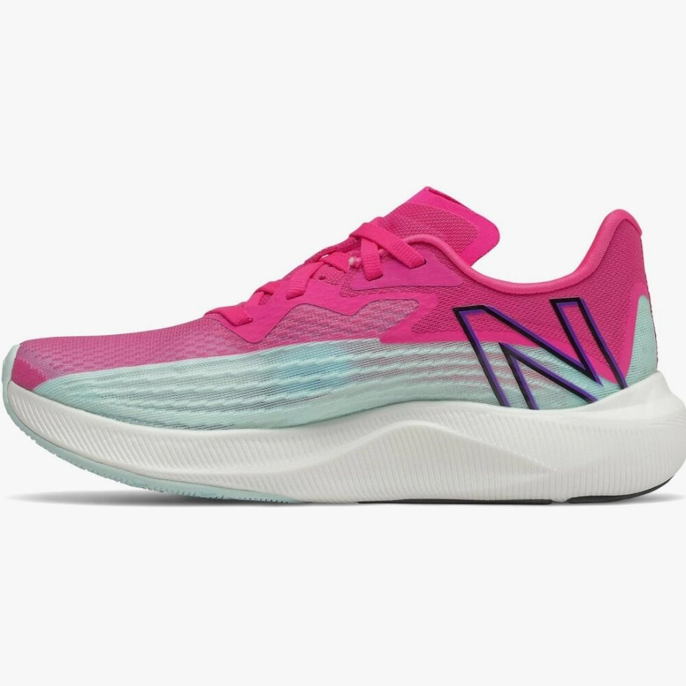 NWOT New Balance Women's FuelCell Rebel V2 Speed Running Shoe